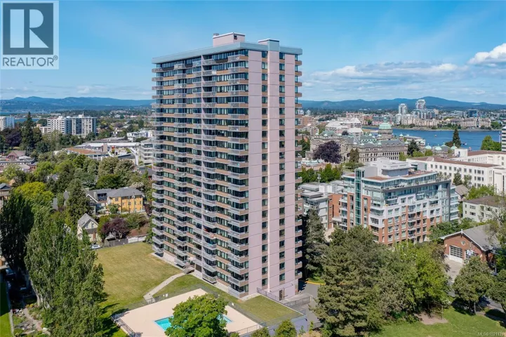 1008 647 Michigan St, Victoria, British Columbia V8V1S9