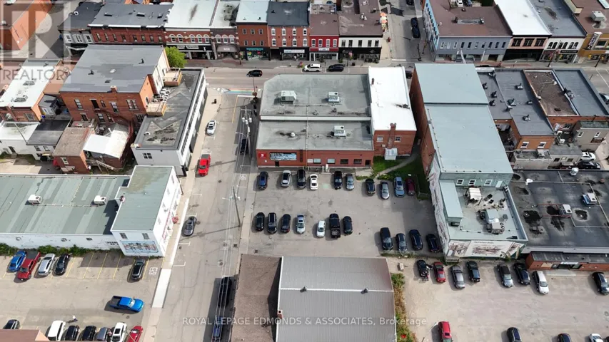 186 ALBERT STREET, Pembroke, Ontario K8A4K6