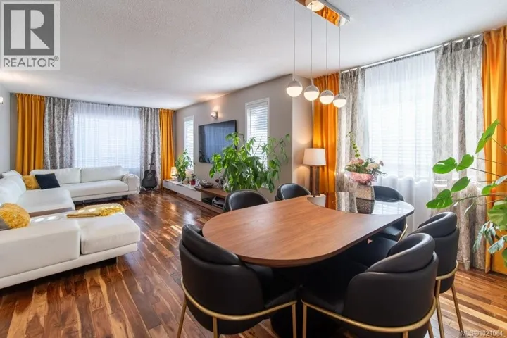 749 Marchmont Rd, Duncan, British Columbia V9L2L9