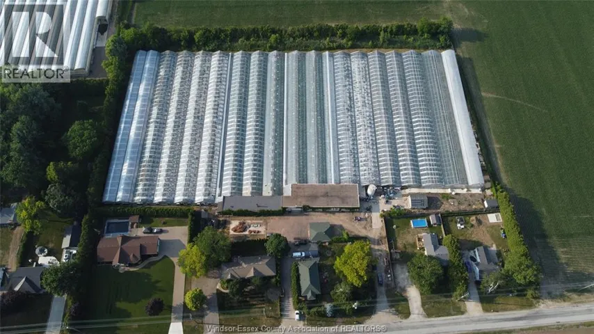 725 Mersea Rd 6 East, Leamington, Ontario N8H3V8