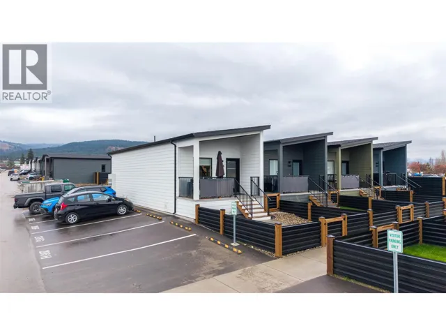 8900 Jim Bailey Road Unit# 206E, Kelowna, British Columbia V4V1E8