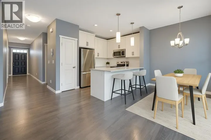 384 Copperpond Landing SE, Calgary, Alberta T2Z1G6