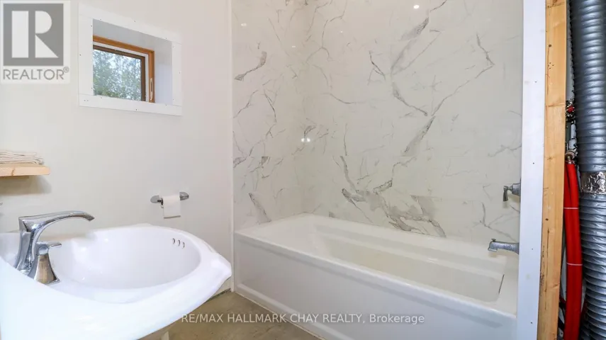 2576 CHAMPLAIN ROAD, Tiny, Ontario L9M0C9