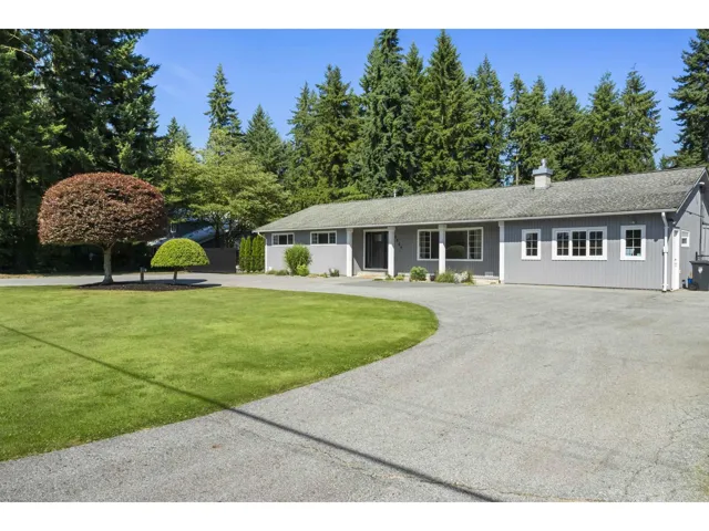 5564 238 STREET, Langley, British Columbia V2Z2P1