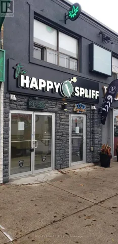 856 EGLINTON AVENUE E, Toronto (Leaside), Ontario M4G2L1