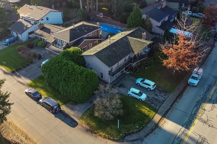 11298 LYON ROAD, Delta, British Columbia V4E2G8