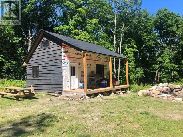 00 ROSS TRAIL, Dysart et al (Harburn), Ontario K0M1S0