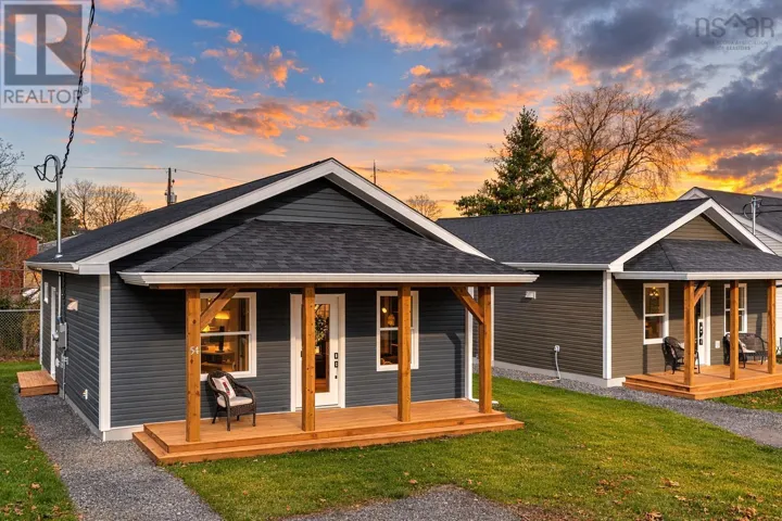 54 Oak Street, Pictou, Nova Scotia B0K1H0