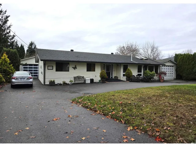 3319 275 STREET, Langley, British Columbia V4W3J3