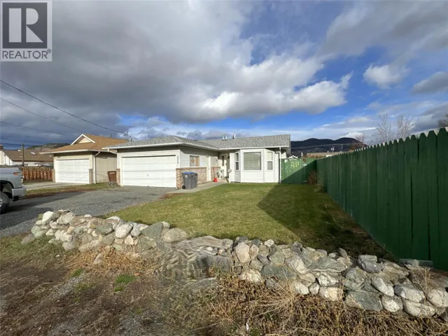 2313 Clapperton Avenue, Merritt, British Columbia V1K1B8