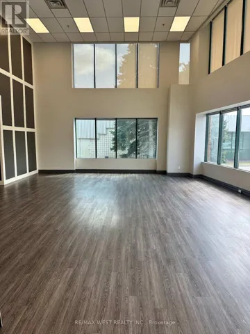 B - 142 EDILCAN DRIVE, Vaughan (Concord), Ontario L4K3S6