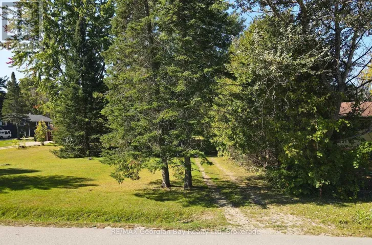 1968 ROSEMOUNT ROAD, Tay (Waubaushene), Ontario L0K2C0