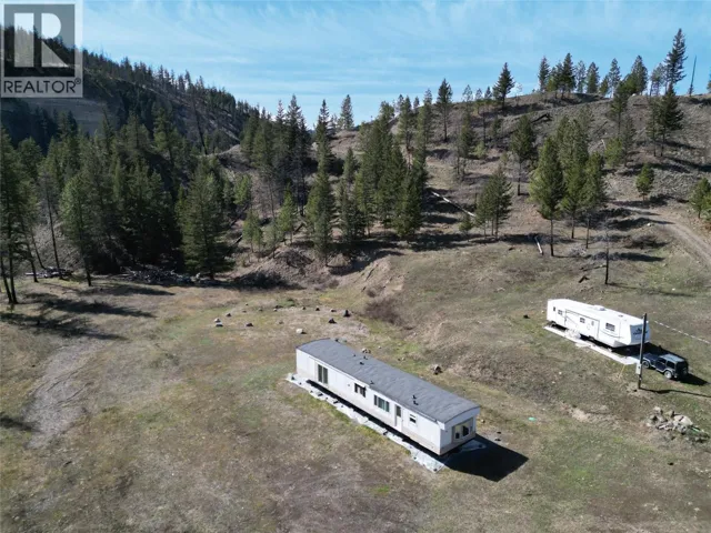 1280 RENSCH Road, Loon Lake, British Columbia V0K1H1