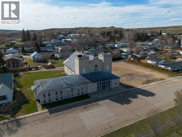 214 Bruce Avenue, Carbon, Alberta T0M0L0