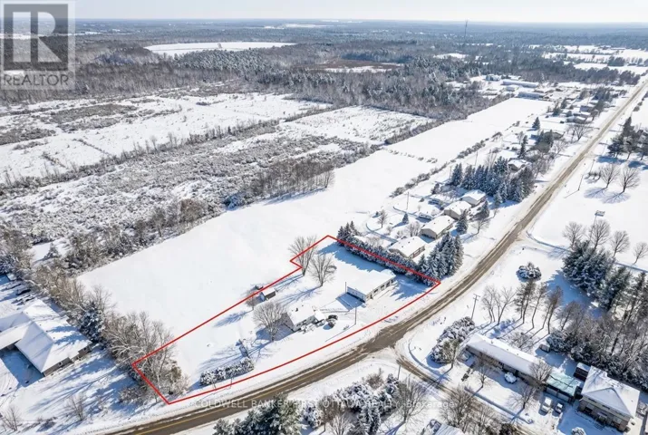 3004 RIDEAU FERRY ROAD, Perth, Ontario K7H0H3