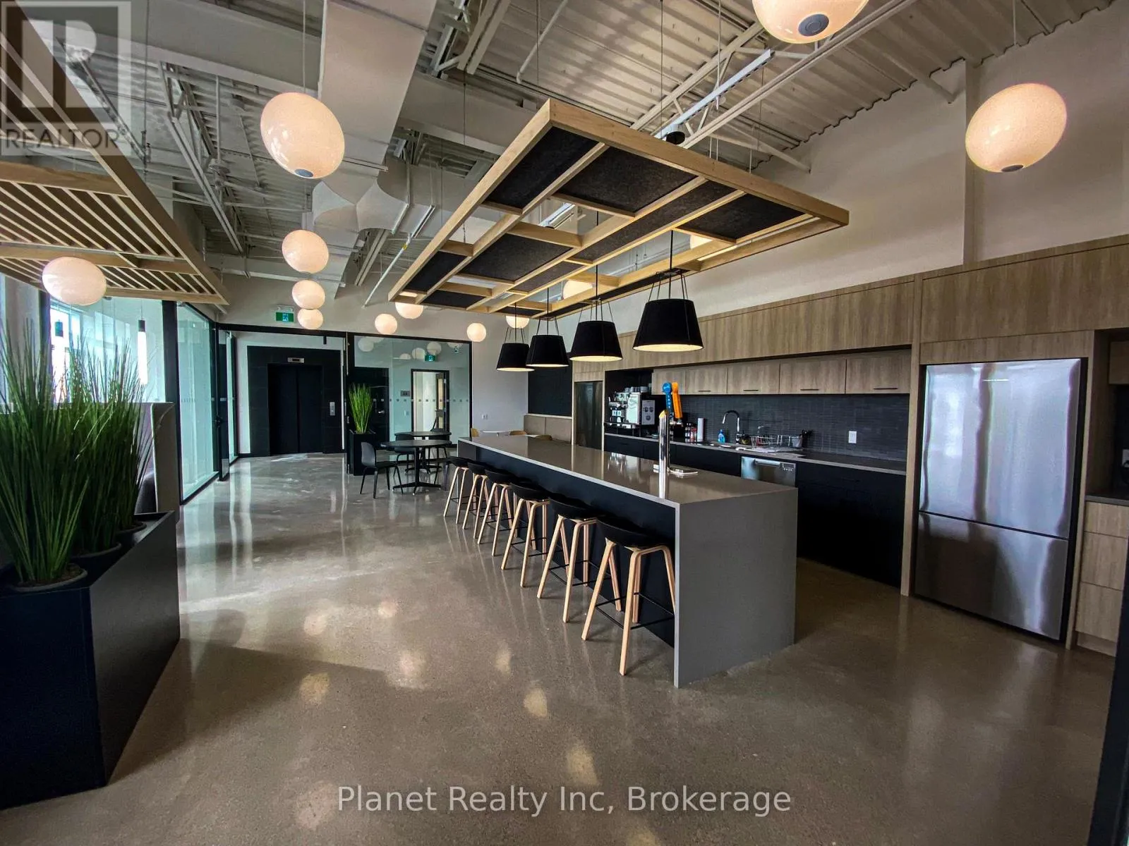 Commercial Sale For Sale