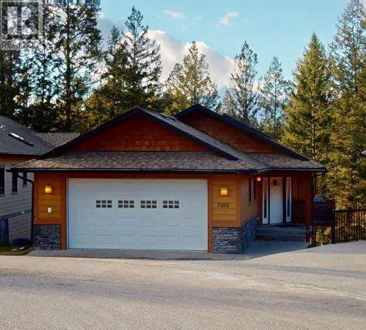 7305 Copperhorn Drive, Radium Hot Springs, British Columbia V0A1M0