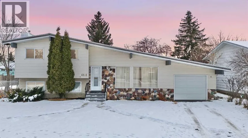 6121 Hamilton Drive, Red Deer, Alberta T4N5N5