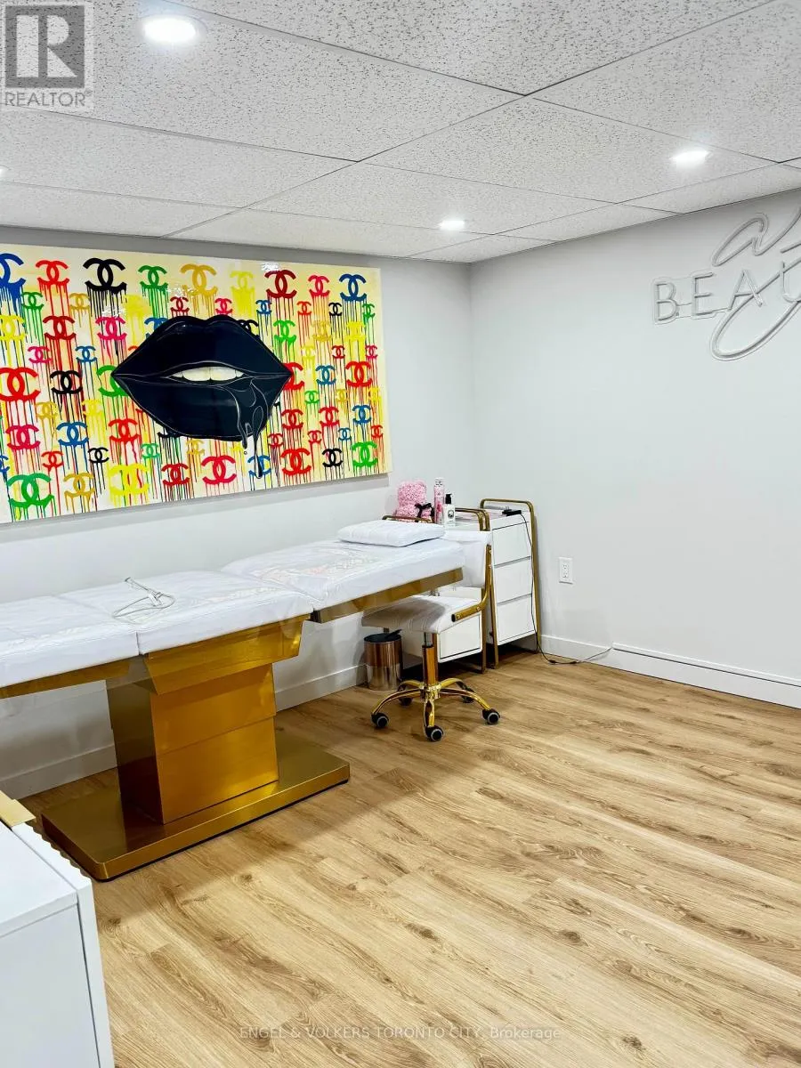 Commercial Sale For Sale