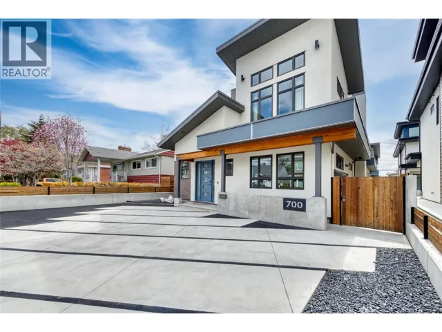 700 CHURCHILL Avenue, Penticton, British Columbia V2A1E1