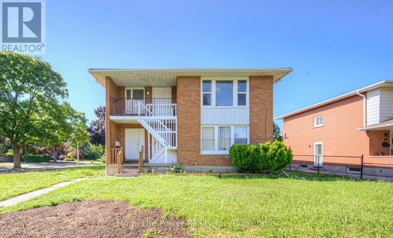 100 WESTWOOD ROAD, Kitchener, Ontario N2M2K6