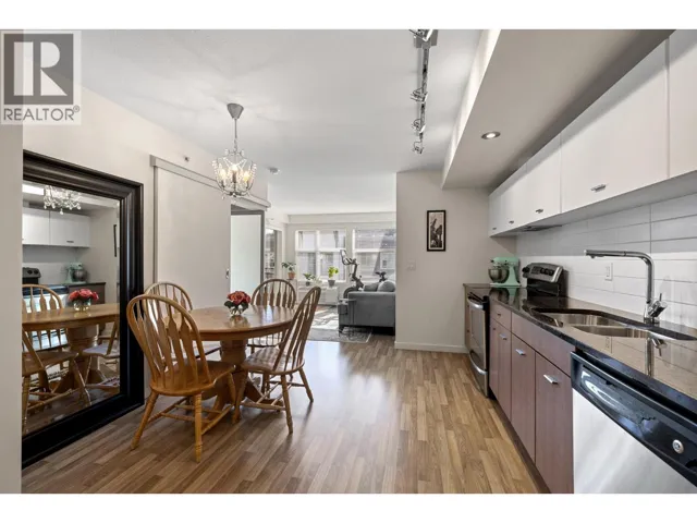547 Yates Road Unit# 406, Kelowna, British Columbia V1V2T9