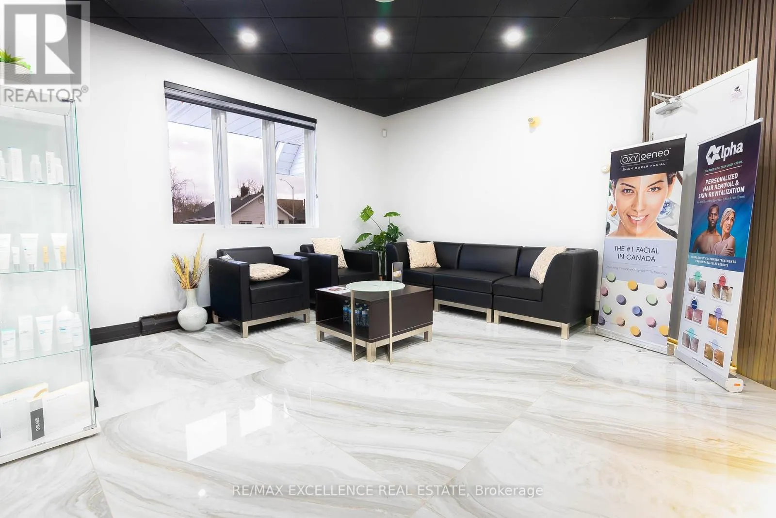 Commercial Sale For Sale