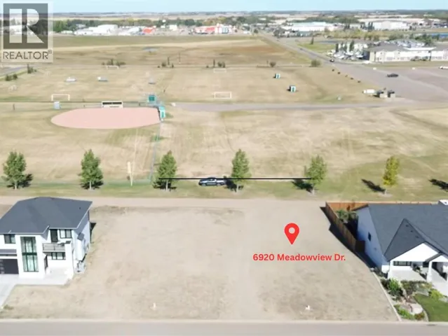 6920 Meadowview Drive, Stettler, Alberta T0C2L2