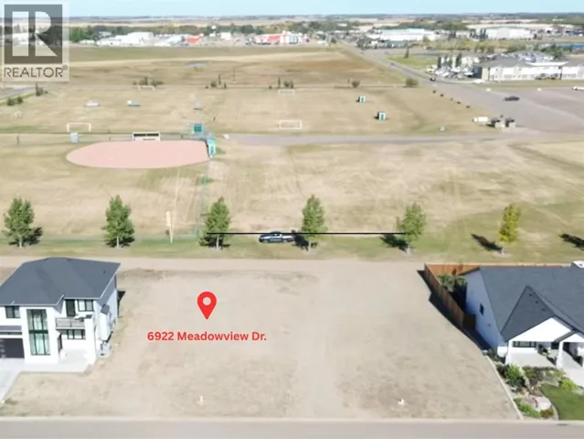 6922 Meadowview Drive, Stettler, Alberta T0C2L2
