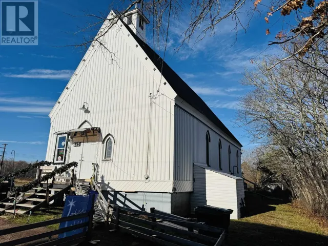 183 Pearl Street, River Hebert, Nova Scotia B0L1G0