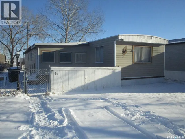 42 Sunrise ESTATES, Assiniboia, Saskatchewan S0H0B0