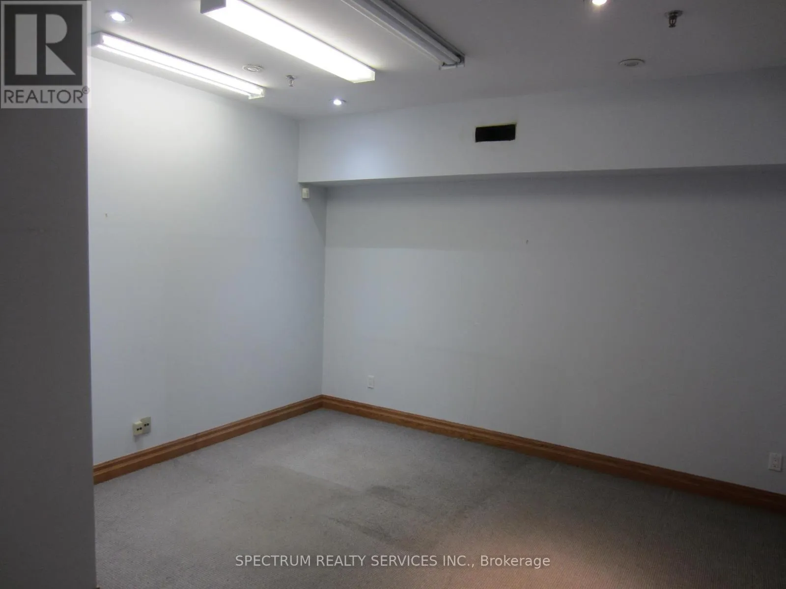 Commercial Sale For Sale