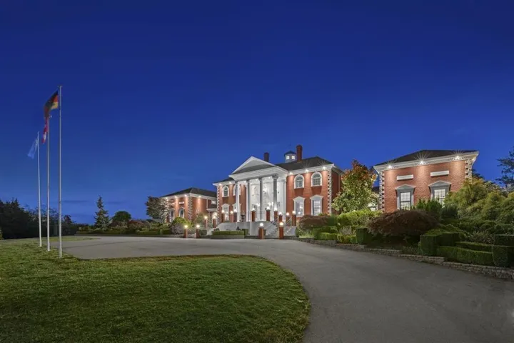 558 248 STREET, Langley, British Columbia V4W2H2