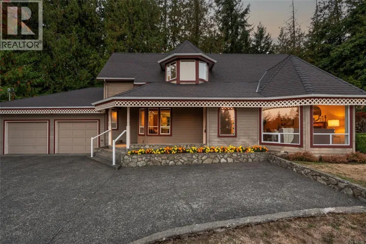 1575 Dean Park Rd, North Saanich, British Columbia V8L5E5