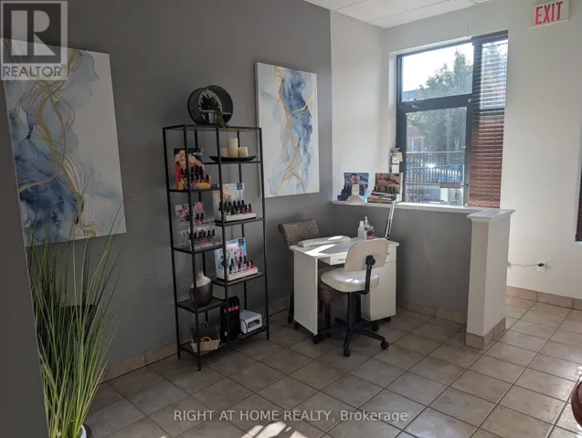 6 - 2275 WESTOAK TRAILS BOULEVARD, Oakville (WT West Oak Trails), Ontario L6M3W6