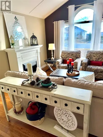 112 TERRA NOVA Drive, CLARENVILLE, Newfoundland & Labrador A5A1Y8