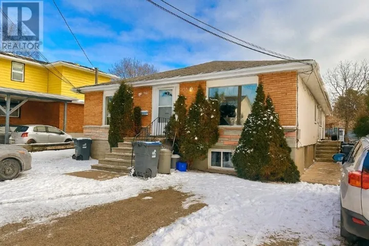 221 & 223 Bruce Street, Thunder Bay, Ontario P7A5W8