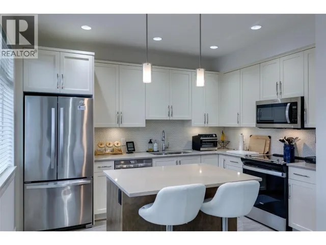 12875 Lake Hill Lane, Lake Country, British Columbia V4V2S9