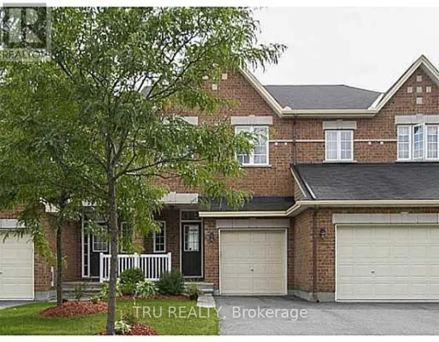 161 TANDALEE CRESCENT, Ottawa, Ontario K2M0A2