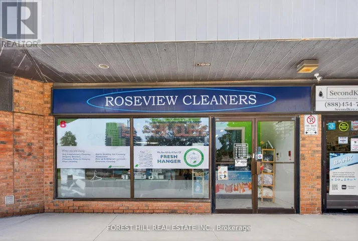 8 - 9625 YONGE STREET N, Richmond Hill (Harding), Ontario L4C5T2