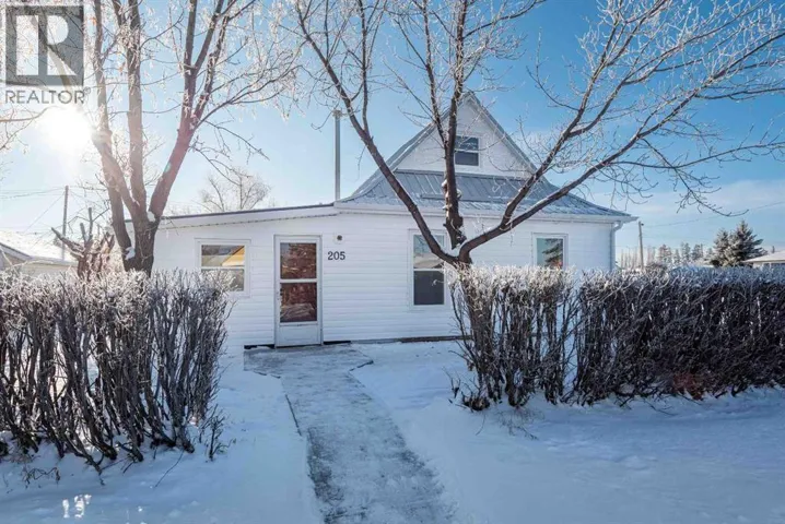 205 Trochu Avenue, Trochu, Alberta T0M2C0