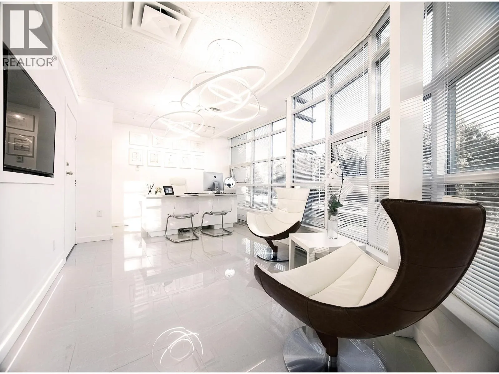 Commercial Sale For Sale