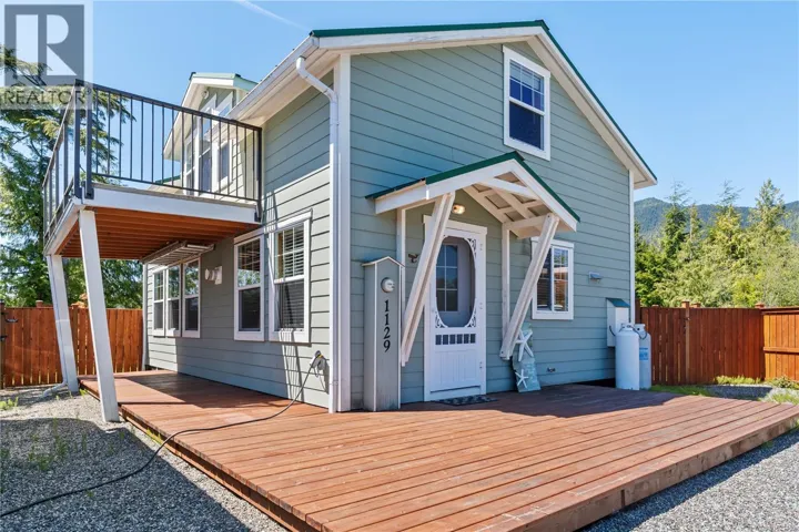 1129 Fifth Ave, Ucluelet, British Columbia V0R3A0