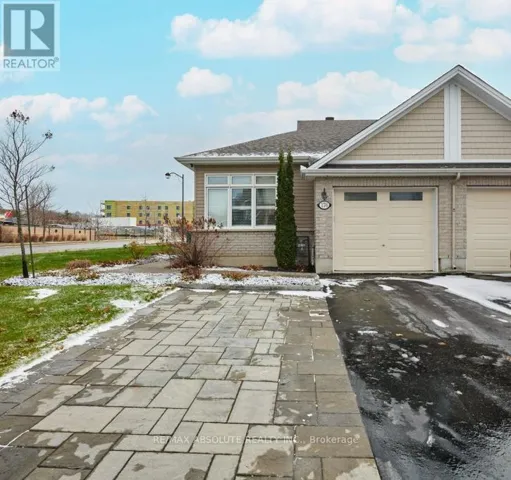 176 MINOTERIE RIDGE, Ottawa, Ontario K2H8S1