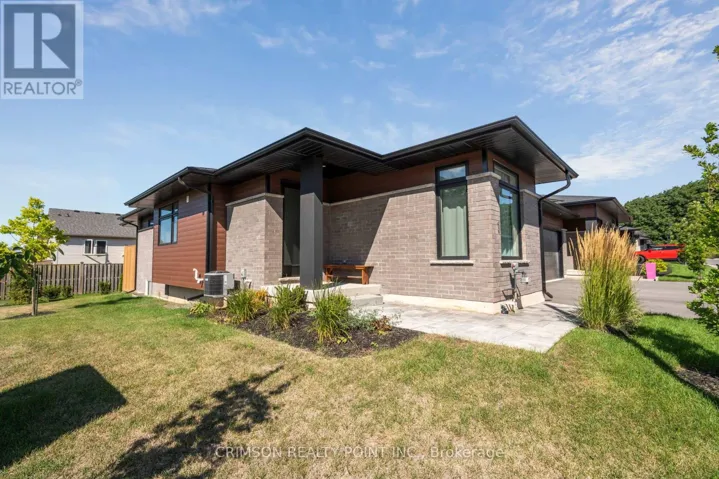 1 - 300 RICHMOND STREET, Thorold (Confederation Heights), Ontario L2V5B9