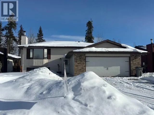 13 Pineview Road, Whitecourt, Alberta T7S1H7