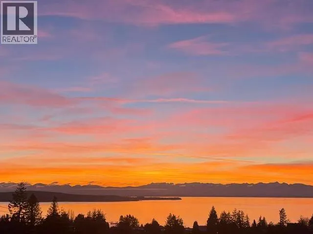 402-7175 DUNCAN STREET, Powell River, British Columbia V8A1W3