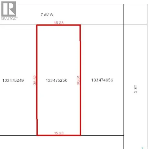 602 7th AVENUE W, Nipawin, Saskatchewan S0E1E0