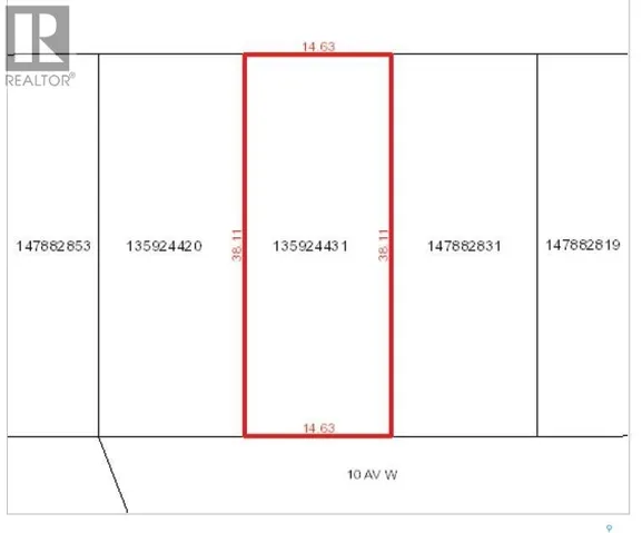 709 10th AVENUE W, Nipawin, Saskatchewan S0E1E0