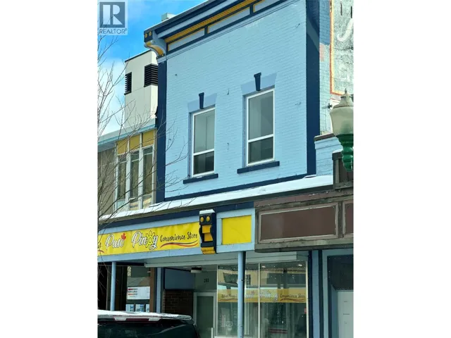 302 Mackenzie Avenue, Revelstoke, British Columbia V0E2S0